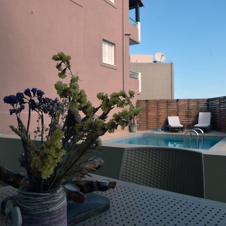 Mithos Premium Rooms Agia Marina  Екстер'єр фото