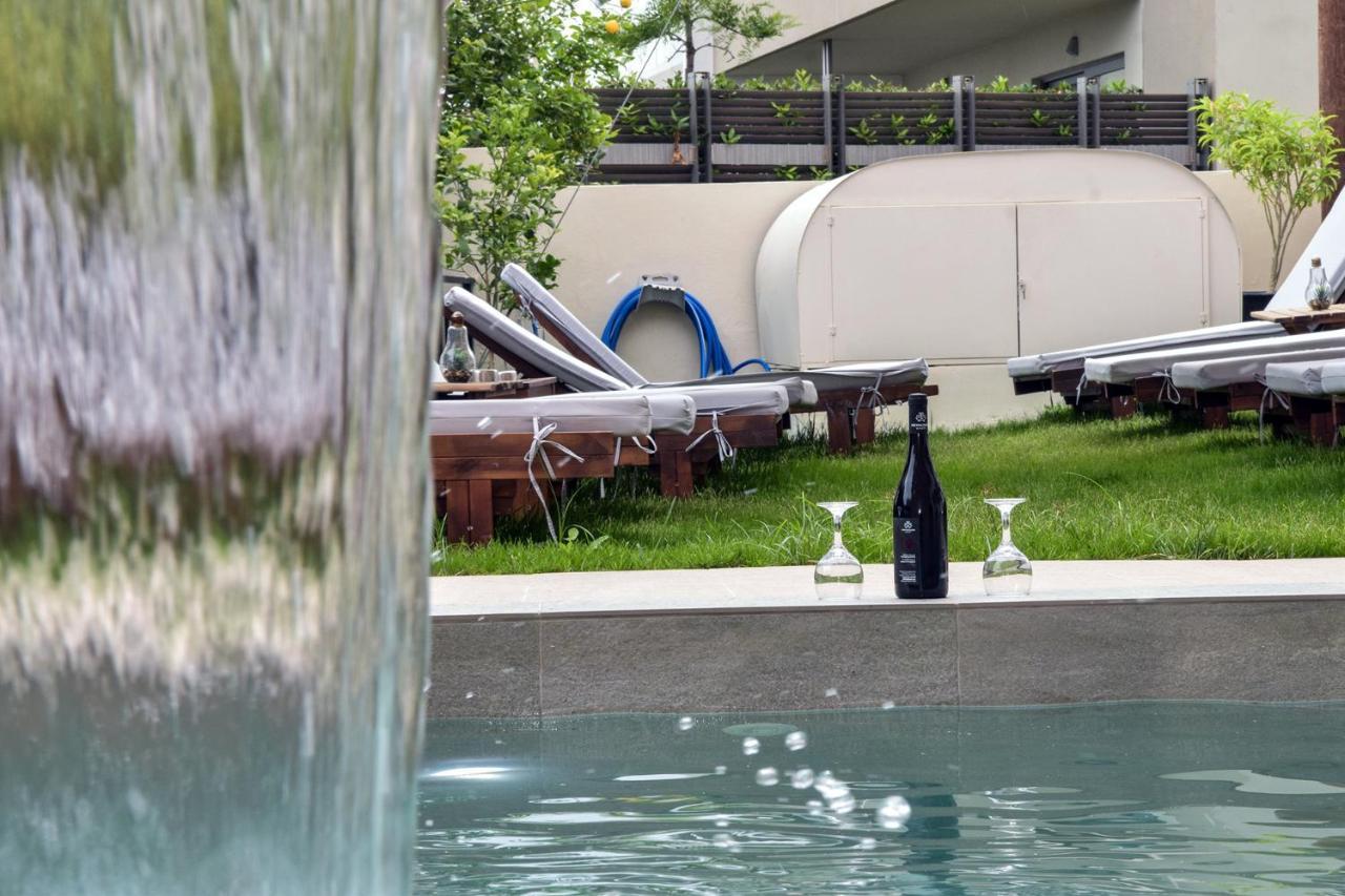 Mithos Premium Rooms Agia Marina  Екстер'єр фото