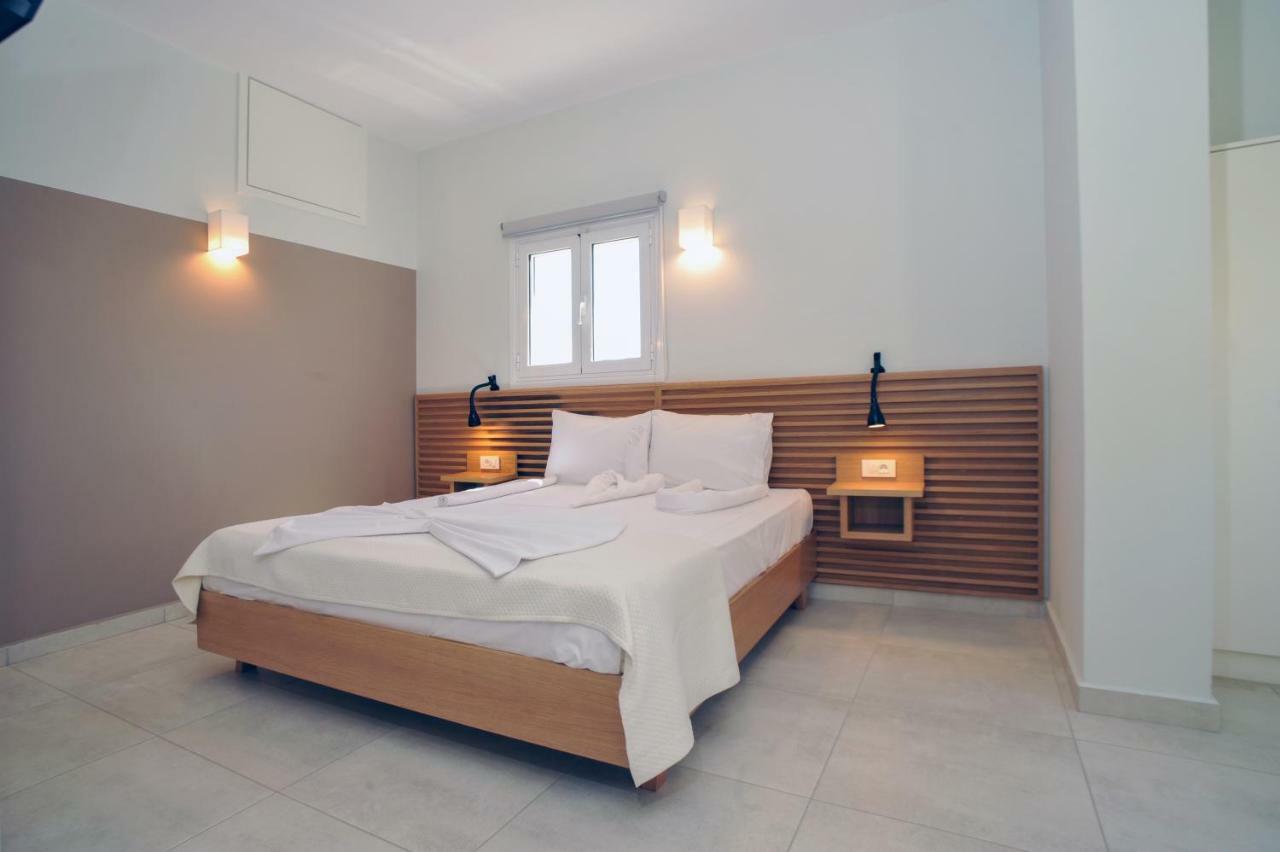 Mithos Premium Rooms Agia Marina  Екстер'єр фото